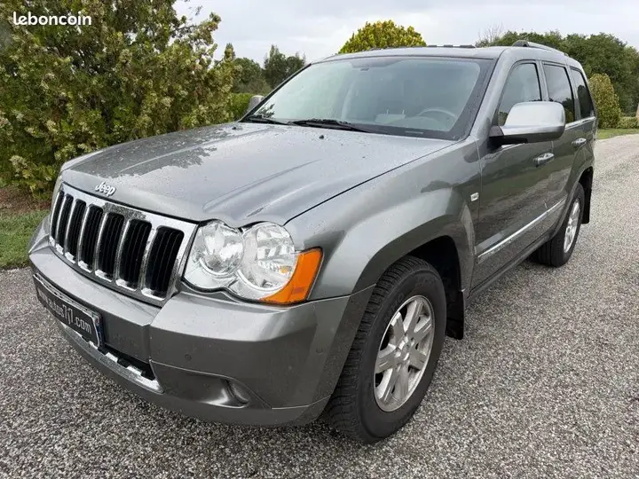 Jeep Grand Cherokee 2010 photo 2