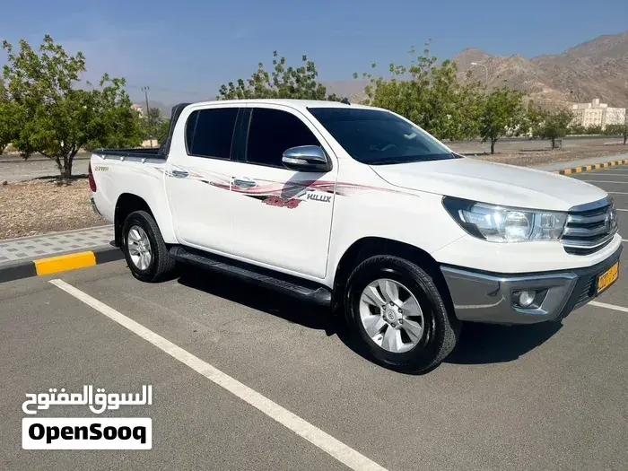 Toyota Hilux 2026 photo 2