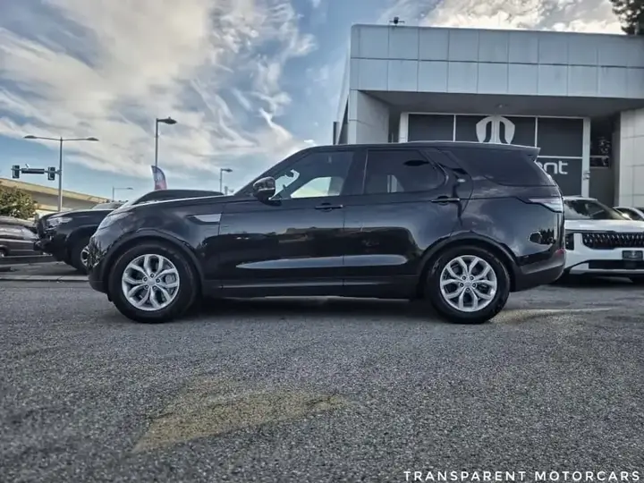 Land Rover Discovery 2018 photo 3