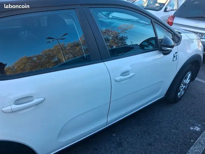 Citroen C3 2018 photo 3