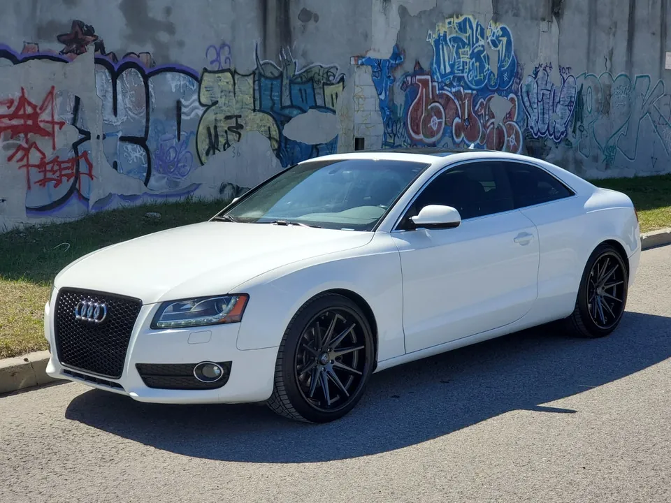 Audi A5 2010 photo 4