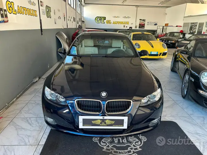 BMW 320I 2008 photo 3
