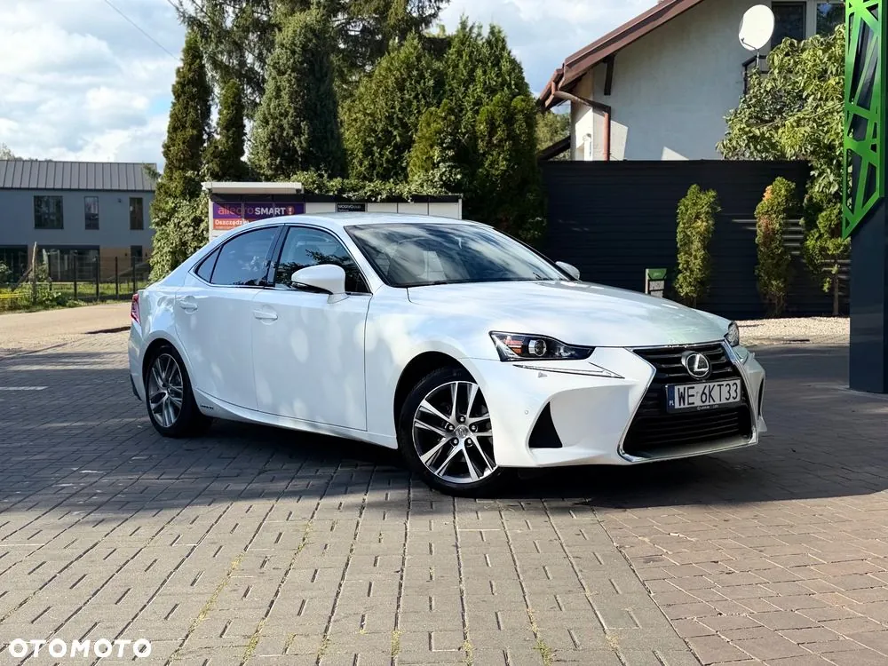 Lexus Is
