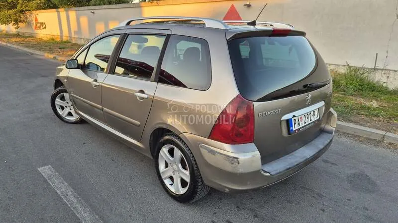 Peugeot 307 2004 photo 3