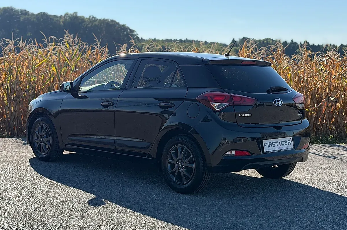 Hyundai I20 2017 photo 3