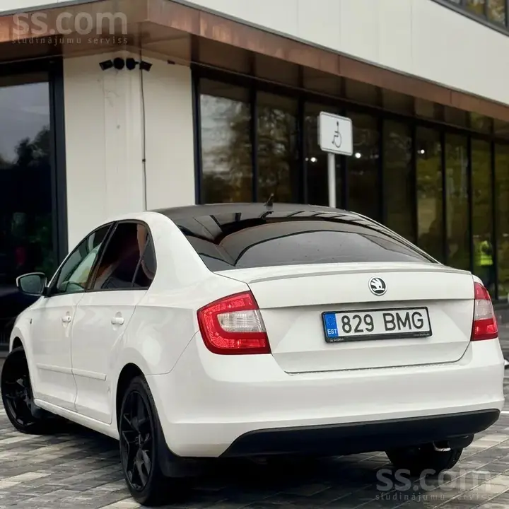 Skoda Rapid 2015 photo 4
