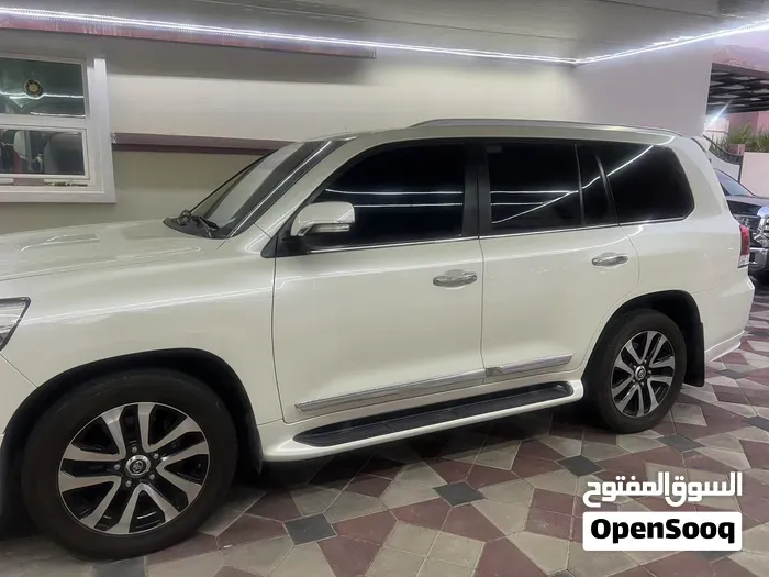 Toyota Land Cruiser 2019 photo 4