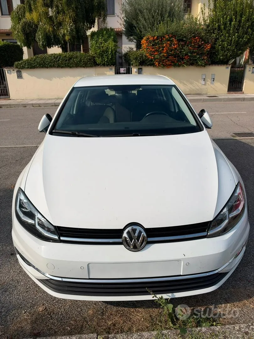 Volkswagen Golf 2018 photo 4