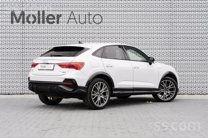 Audi Q3 2021 photo 4