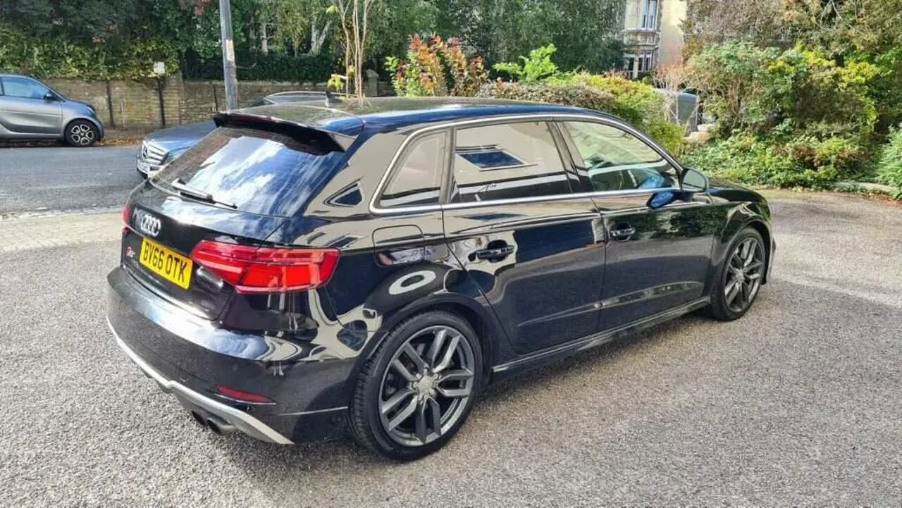 Audi S3 2016 photo 2