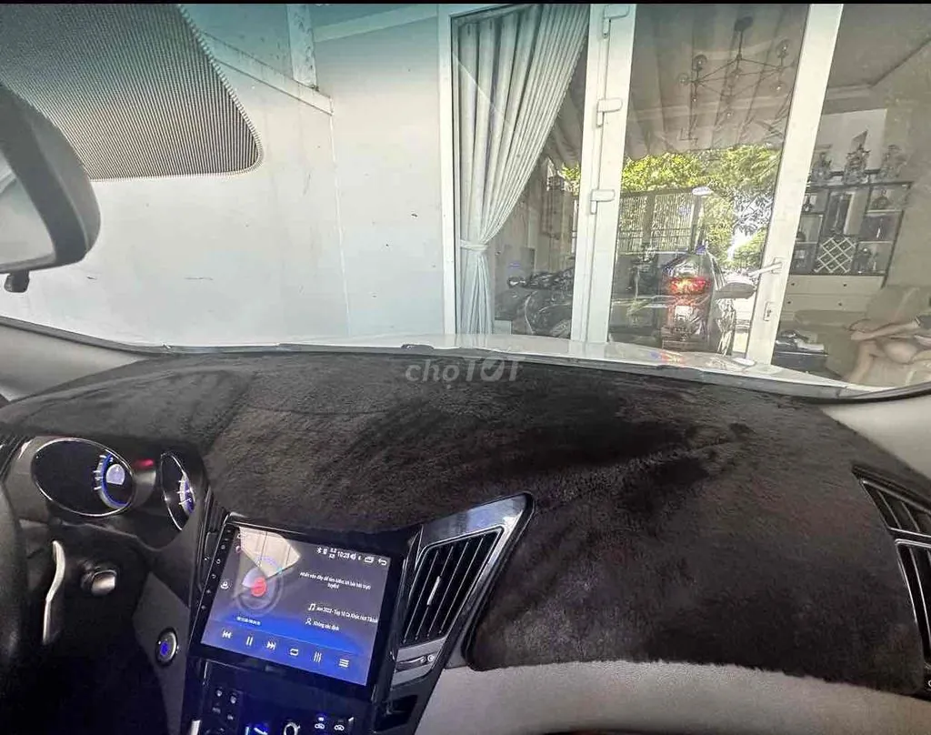 Hyundai Sonata 2012 photo 4