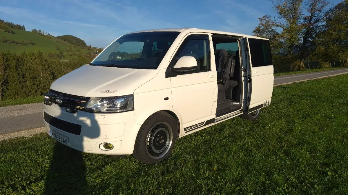 Volkswagen T5 2013 photo 2
