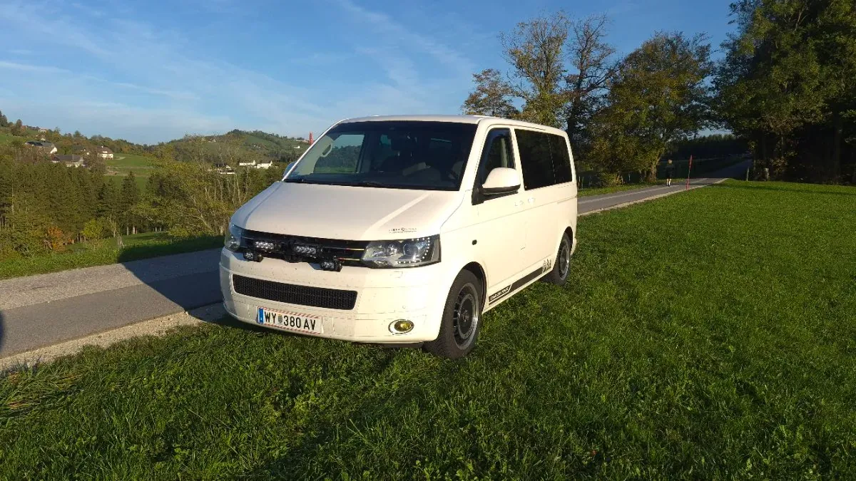 Volkswagen T5 2013 photo 3