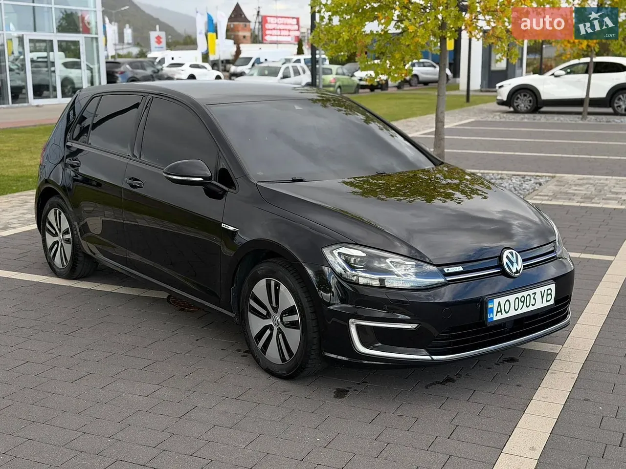Volkswagen E-Golf 2017 photo 3