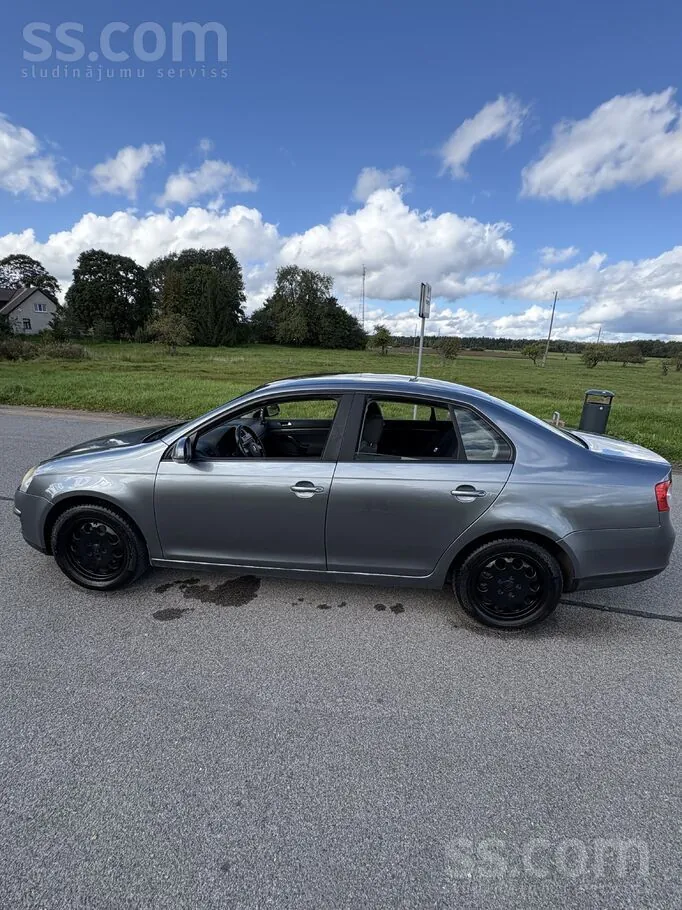 Volkswagen Jetta 2007 photo 2