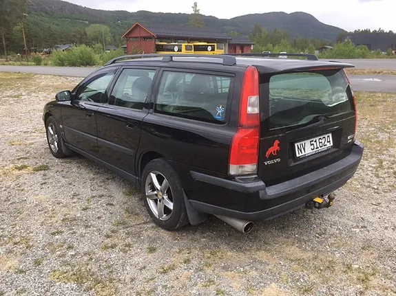 Volvo V70 2001 photo 2