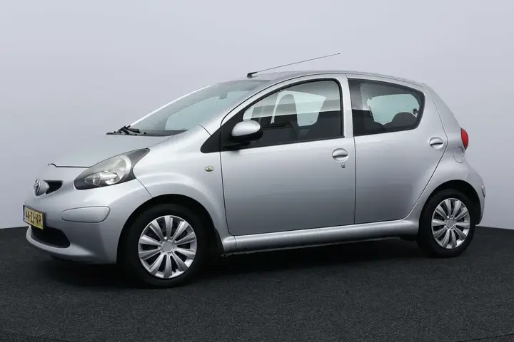 Toyota Aygo 2008 photo 3