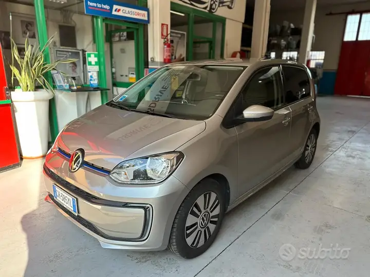 Volkswagen Up 2022 photo 4