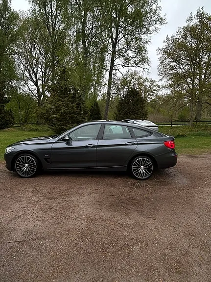 BMW 320D 2017 photo 2