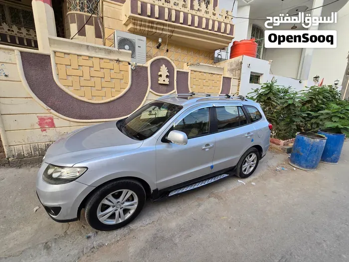 Hyundai Santa Fe 2010 photo 3