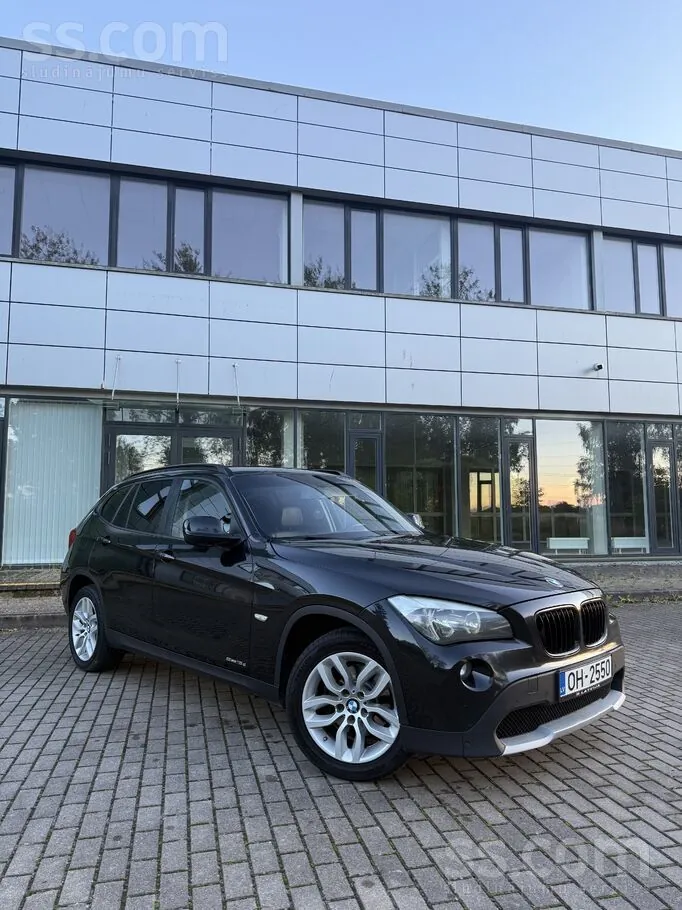 BMW X1 2011 photo 3
