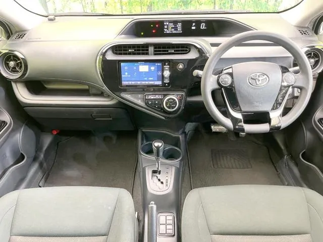 Toyota Aqua 2019 photo 2