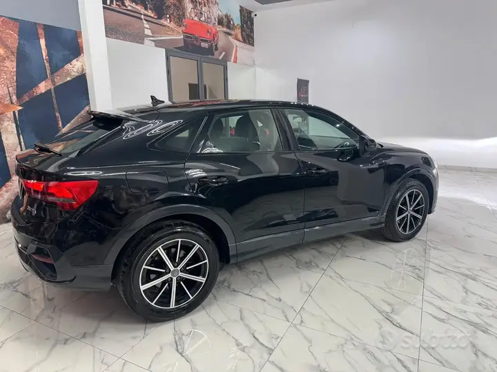 Audi Q3 2019 photo 5