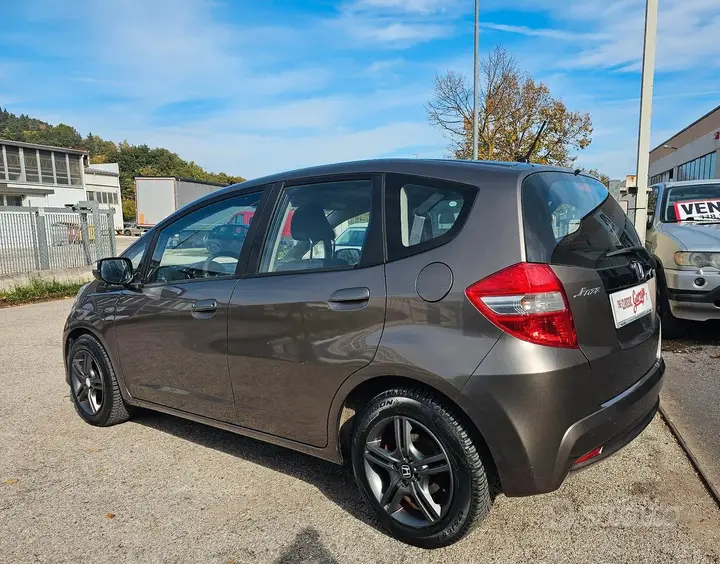 Honda Jazz 2013 photo 4