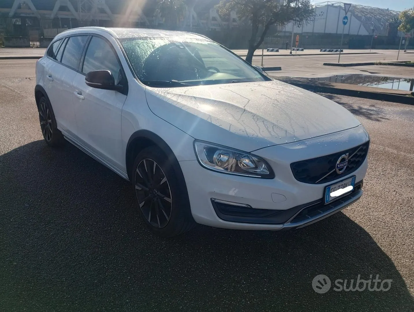Volvo V60 2016 photo 2