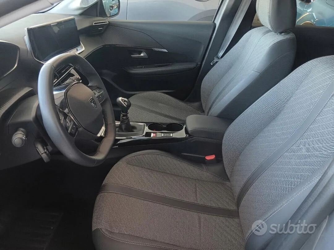 Peugeot 208 2025 photo 3