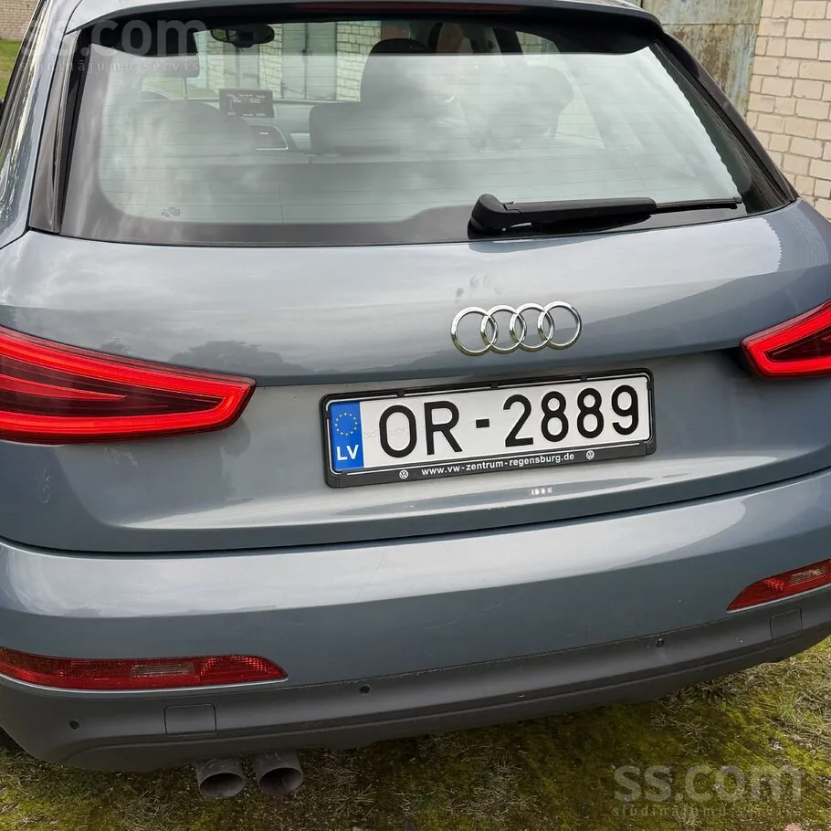 Audi Q3 2013 photo 2