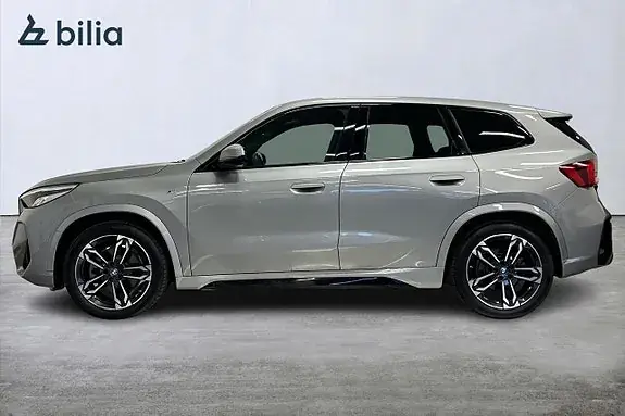 BMW Ix1 2024 photo 4