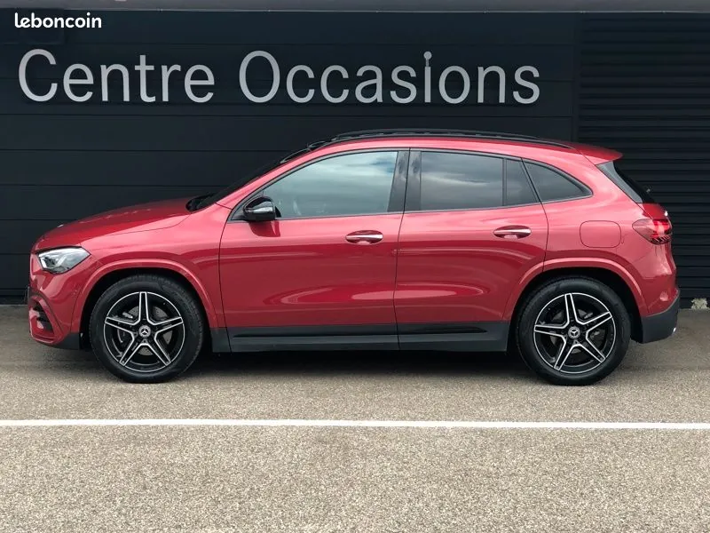 Mercedes-Benz Gla 200 Amg-Line 2024 photo 3