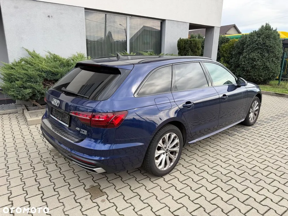 Audi A4 Avant 2021 photo 3