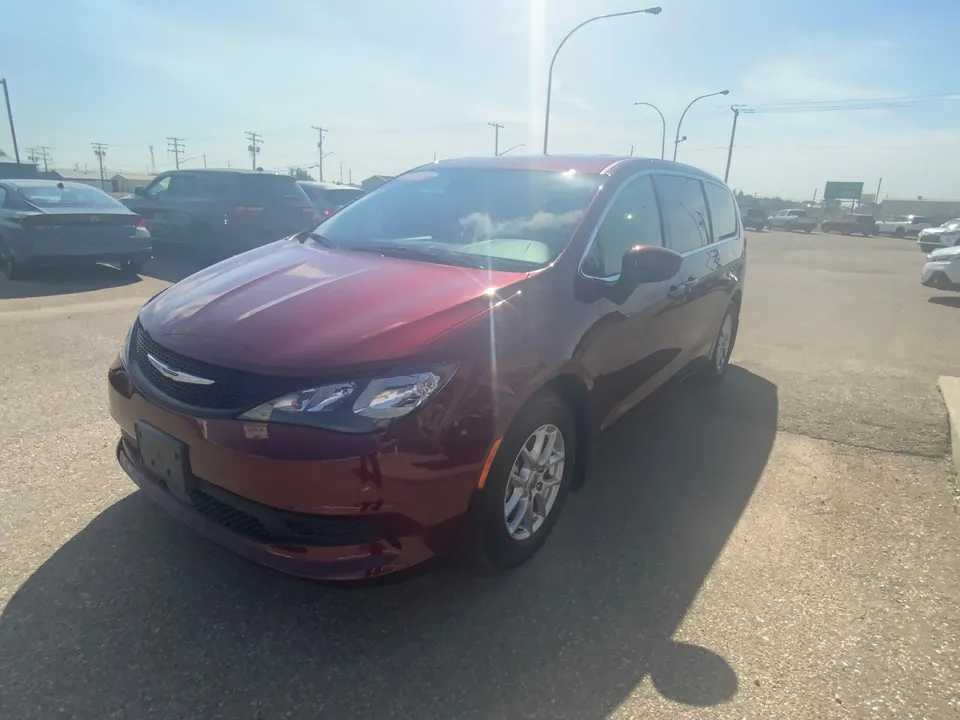 Chrysler Grand Caravan 2022 photo 5