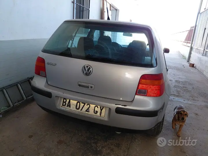 Volkswagen Golf 1998 photo 2