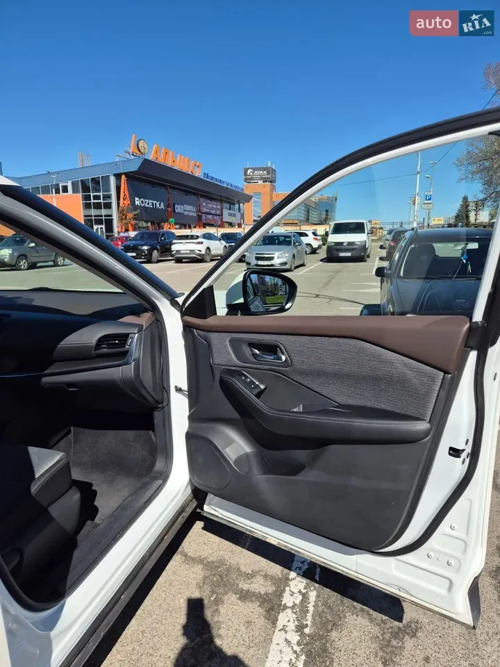 Nissan Rogue 2023 photo 3