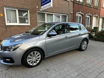 Peugeot 308 2018 photo 2