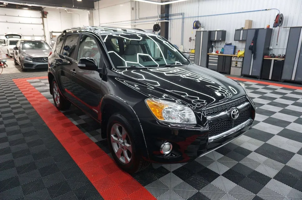 Toyota Rav4 2010 photo 3