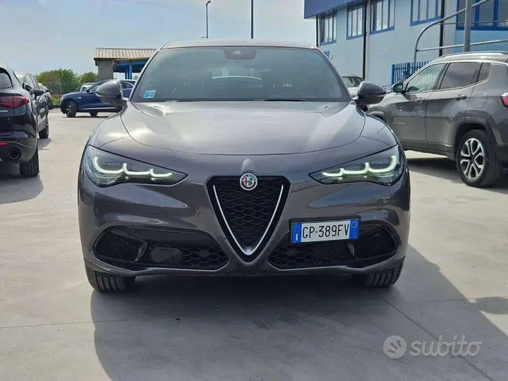 Alfa Romeo Stelvio 2023 photo 2