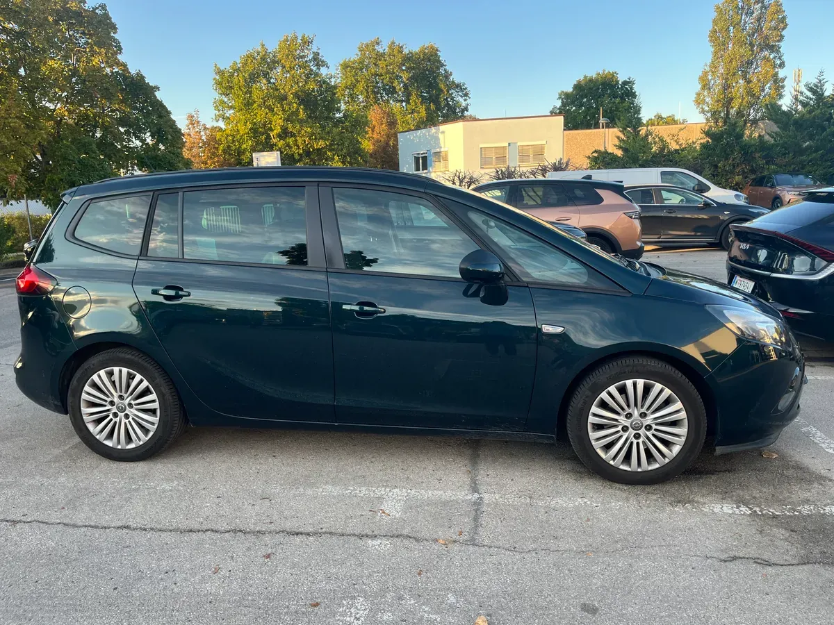 Opel Zafira Tourer