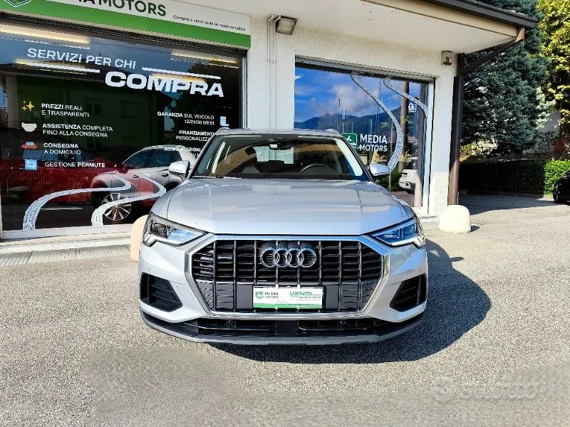 Audi Q3 2019 photo 2