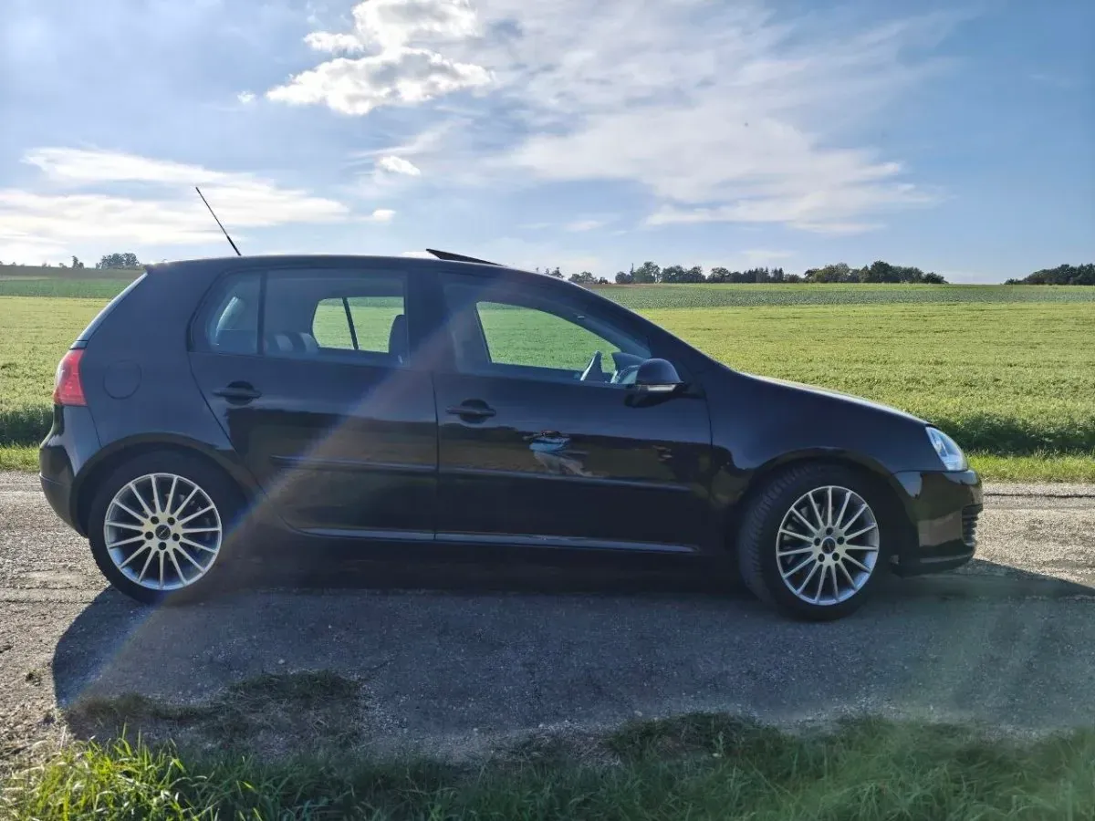 Volkswagen Golf 2006 photo 3