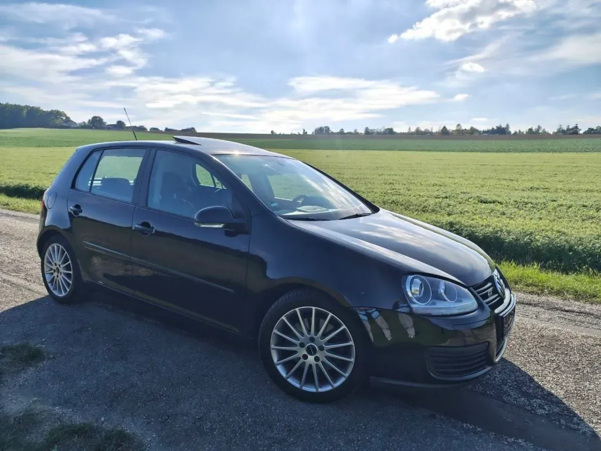 Volkswagen Golf 2006 photo 2