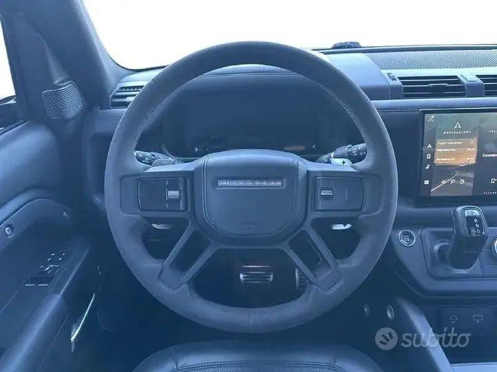 Land Rover Defender 2022 photo 4