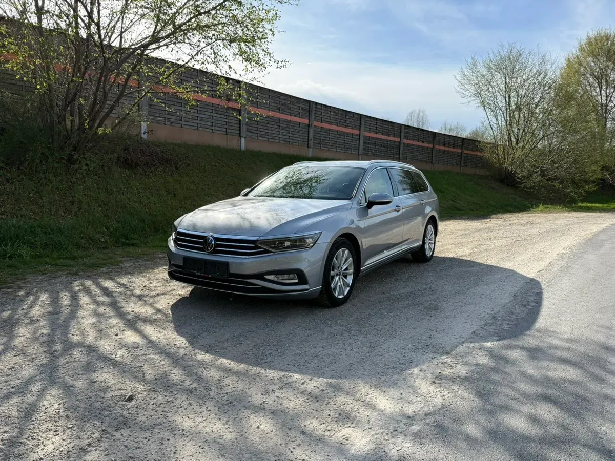 Volkswagen Passat 2020 photo 2