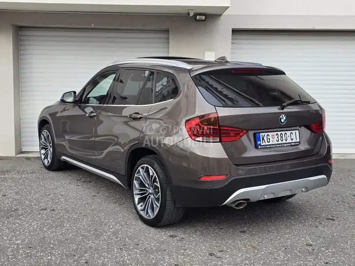 BMW X1 2012 photo 3