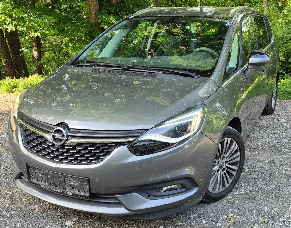 Opel Zafira 2017 photo 3