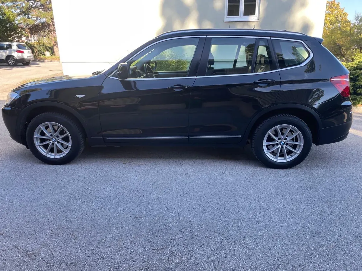 BMW X3 2012 photo 3