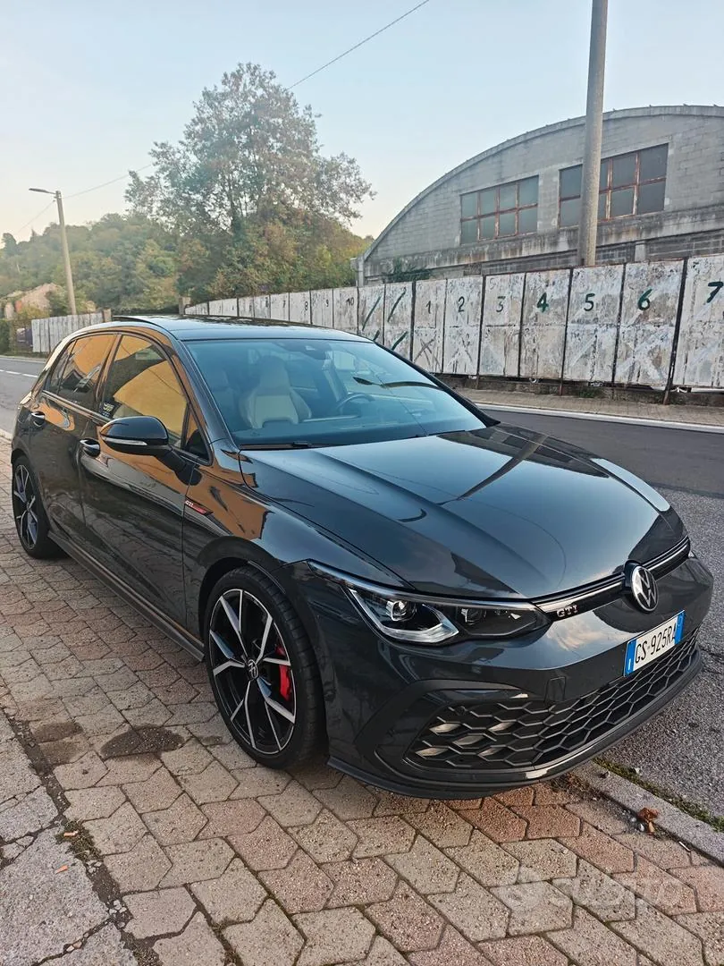 Volkswagen Golf Gti 2021 photo 2